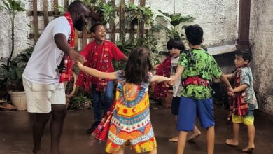 Apresentação infantil de danças africanas e noite do poder preto são atrações da sétima edição do Mercado de Àkesán 