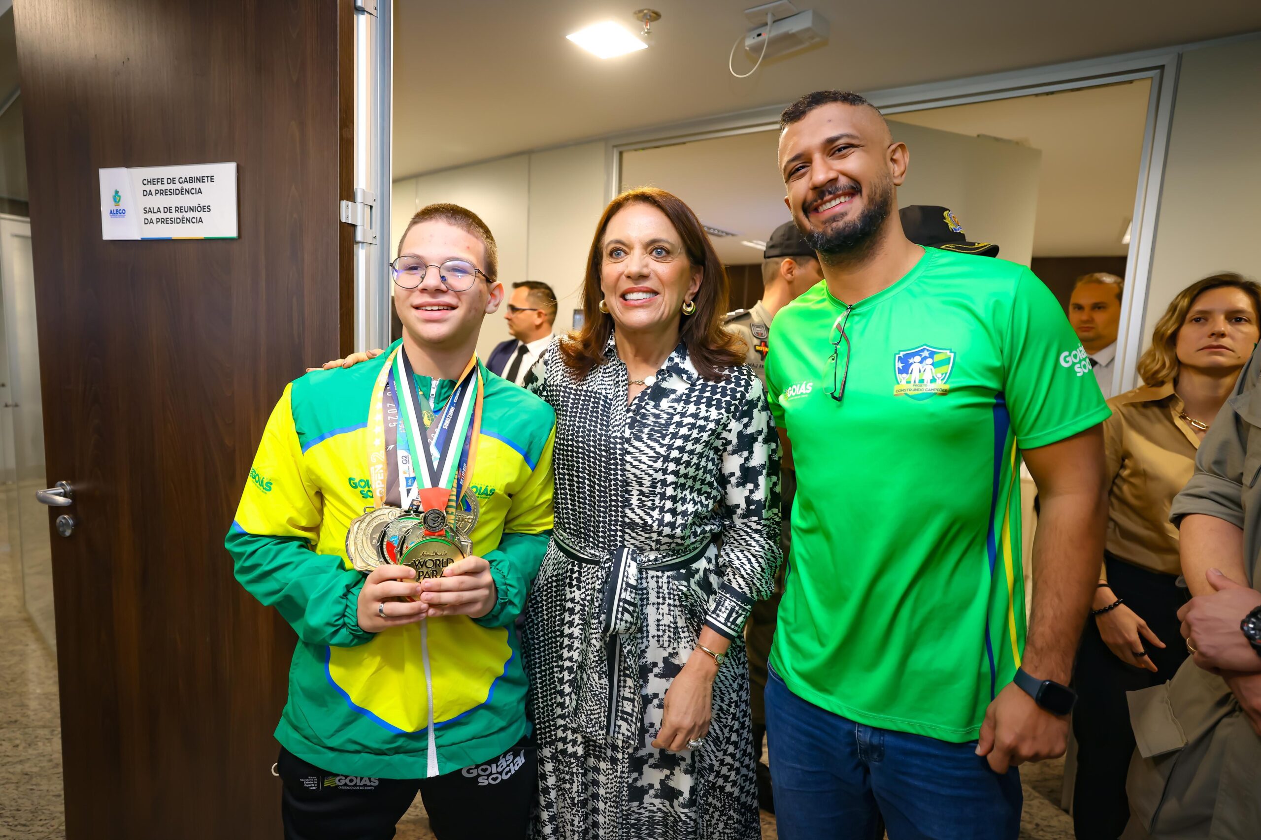Gracinha Caiado apresenta novos programas sociais de Goiás na Assembleia Legislativa